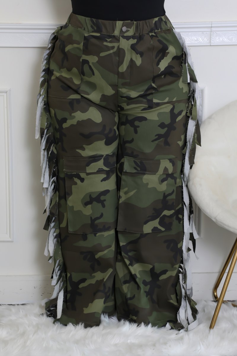 Fringed Detail Wide Leg Camo Pants (Curvy)