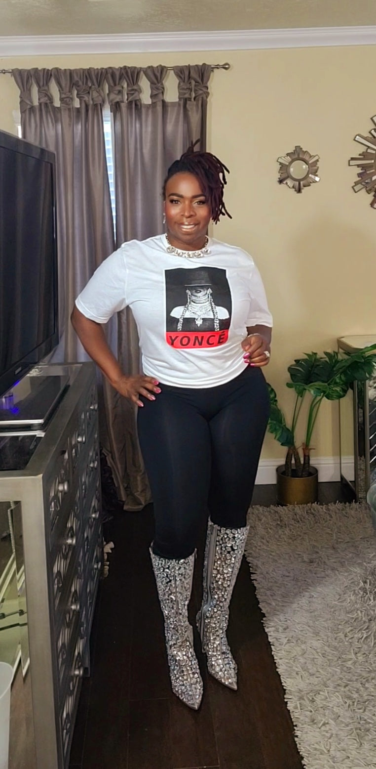 Bey Renaissance Graphic Tee - SASHAY COUTURE BOUTIQUE