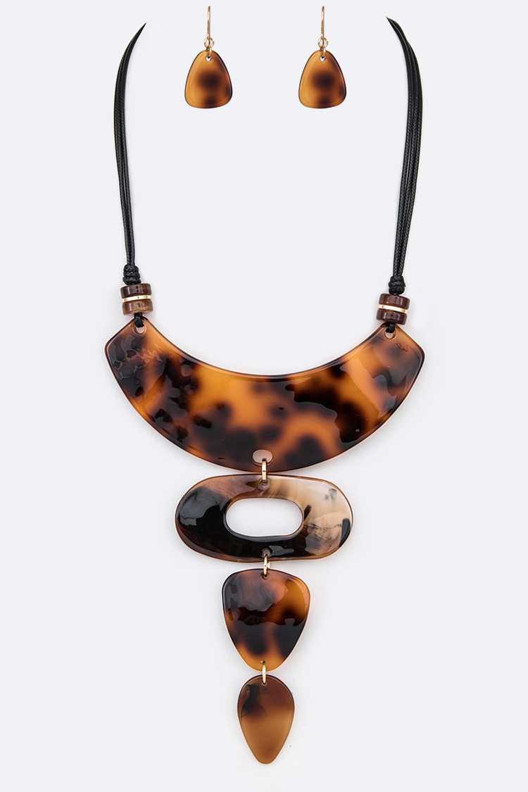 Resin Mix Tone Statement Necklace Set - SASHAY COUTURE BOUTIQUE
