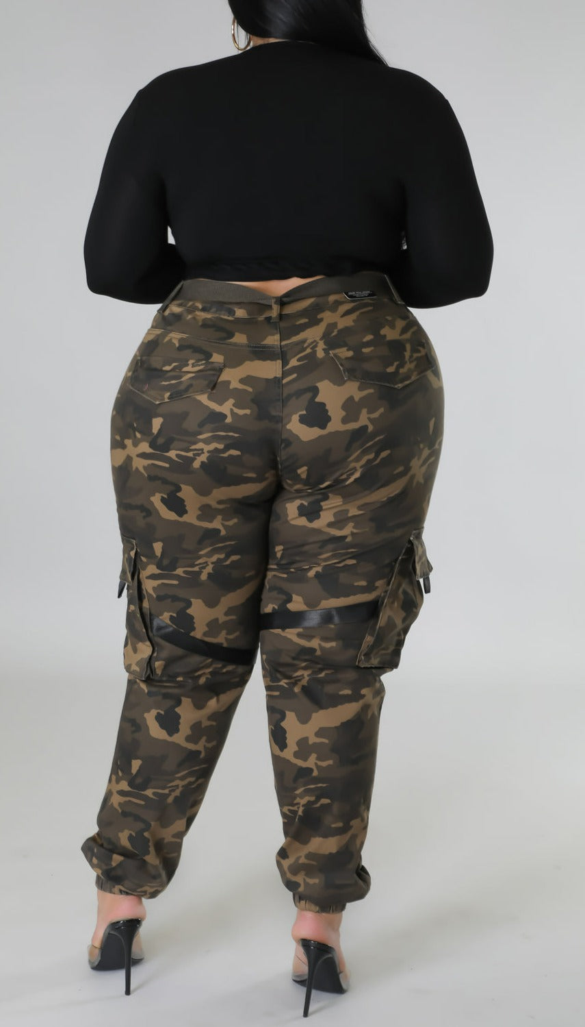 Cargo Pants with a Twist (Curvy) - SASHAY COUTURE BOUTIQUE Curvy Pants
