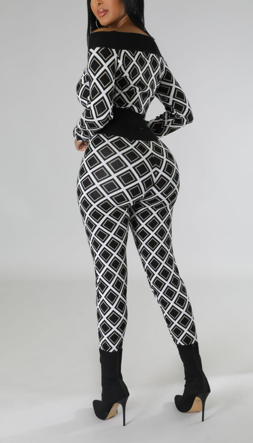 Multi Off Shoulder Legging Set - SASHAY COUTURE BOUTIQUE Two Piece