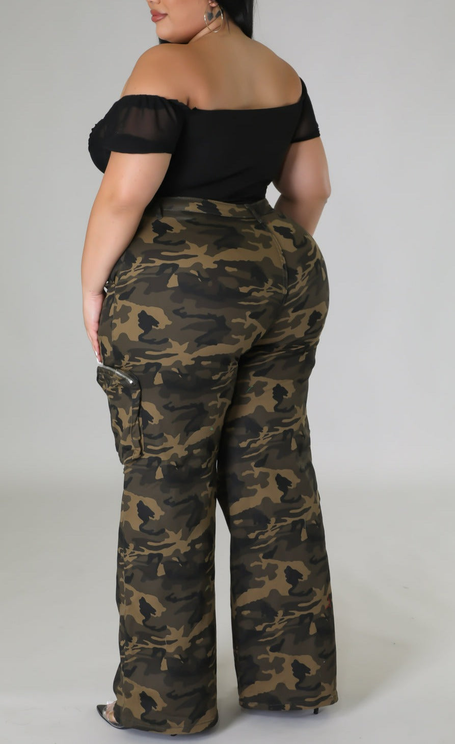 High waisted Cargo-style pants (Curvy) - SASHAY COUTURE BOUTIQUE Pants