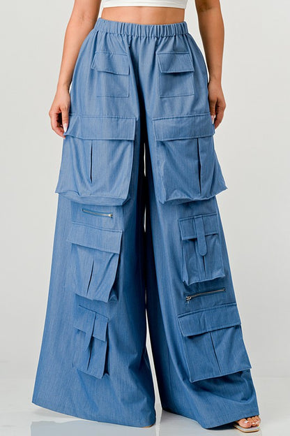 Wide Multi-Pocket Cargo Pants