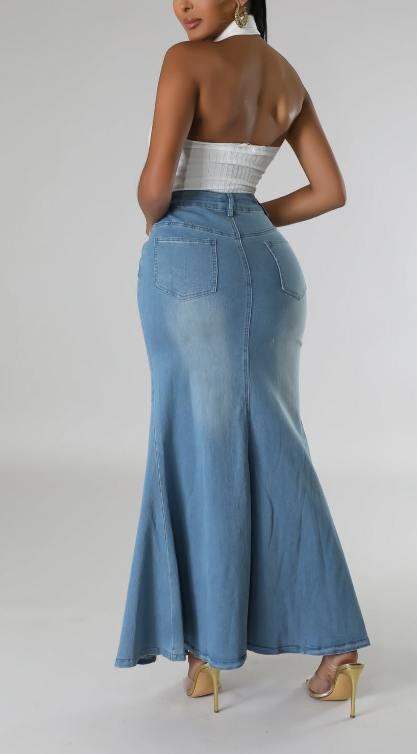 Silhouette Denim Maxi Skirt (Ships 08/08) - SASHAY COUTURE BOUTIQUE Bottoms