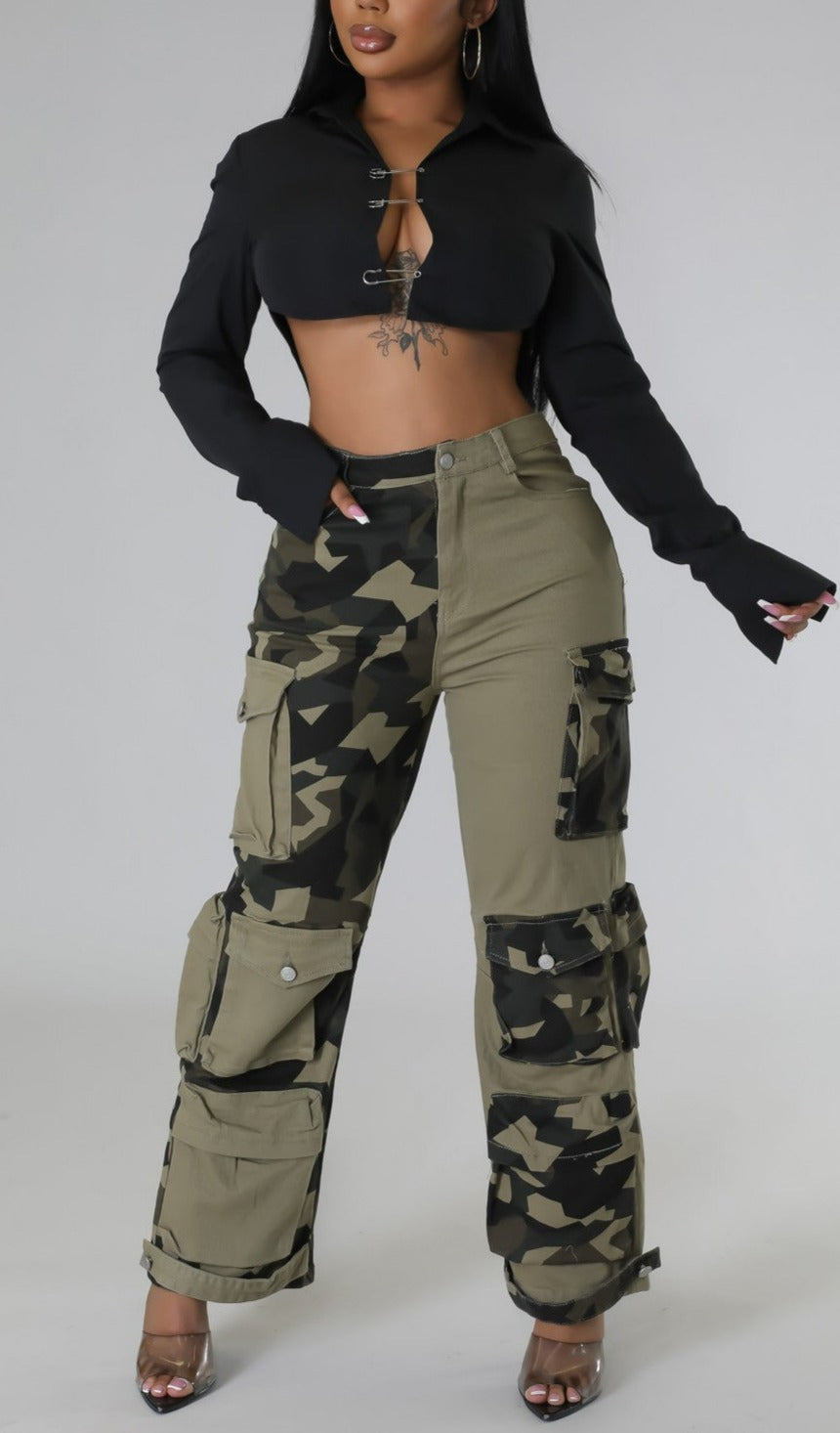 Split Decision Camo Pants - SASHAY COUTURE BOUTIQUE