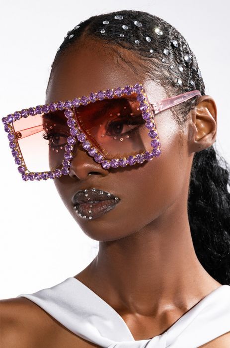 Oversized Rhinestone Sunnies - SASHAY COUTURE BOUTIQUE
