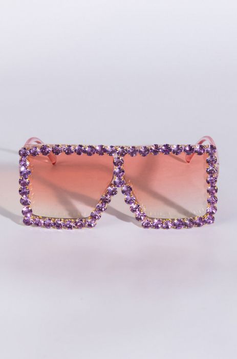 Oversized Rhinestone Sunnies - SASHAY COUTURE BOUTIQUE