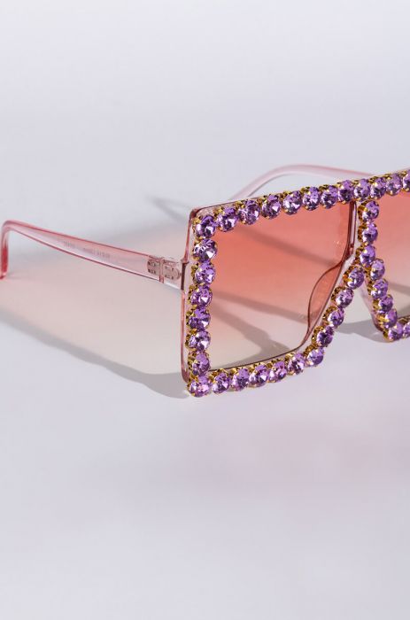 Oversized Rhinestone Sunnies - SASHAY COUTURE BOUTIQUE